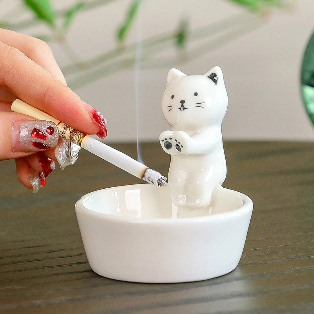 Funny Ashtray – Compact Easy-Clean Desktop Ash Tray – Main-001_990e2e05-7ef1-425b-ad3c-105672149cc7.jpg